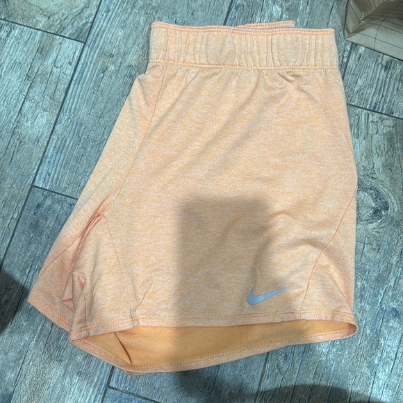 Nike Dri Fit Shorts - Picture 1 of 1